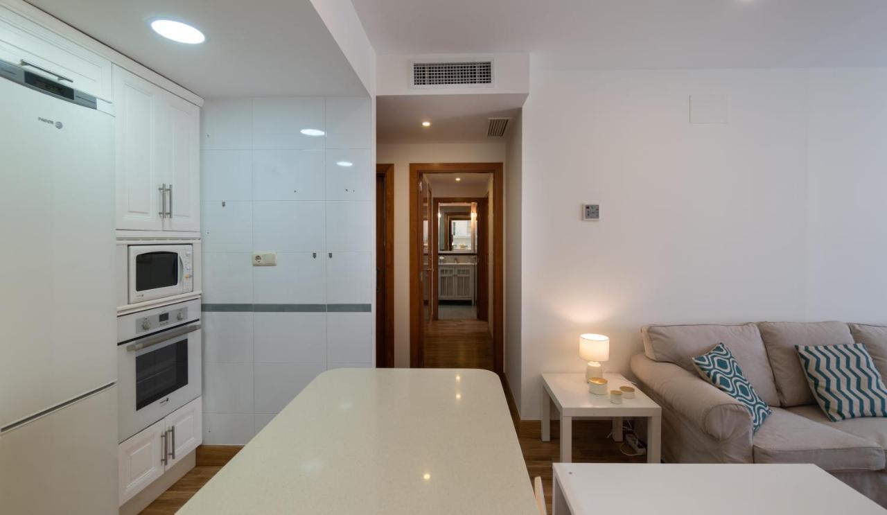 Malaga Centro Maria Zambrano Lägenhet Exteriör bild