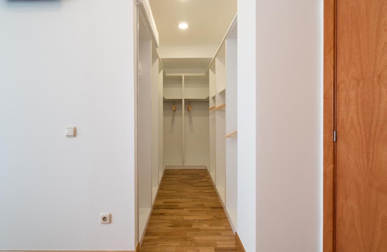 Malaga Centro Maria Zambrano Lägenhet Exteriör bild