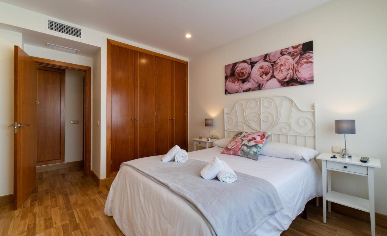Malaga Centro Maria Zambrano Lägenhet Exteriör bild